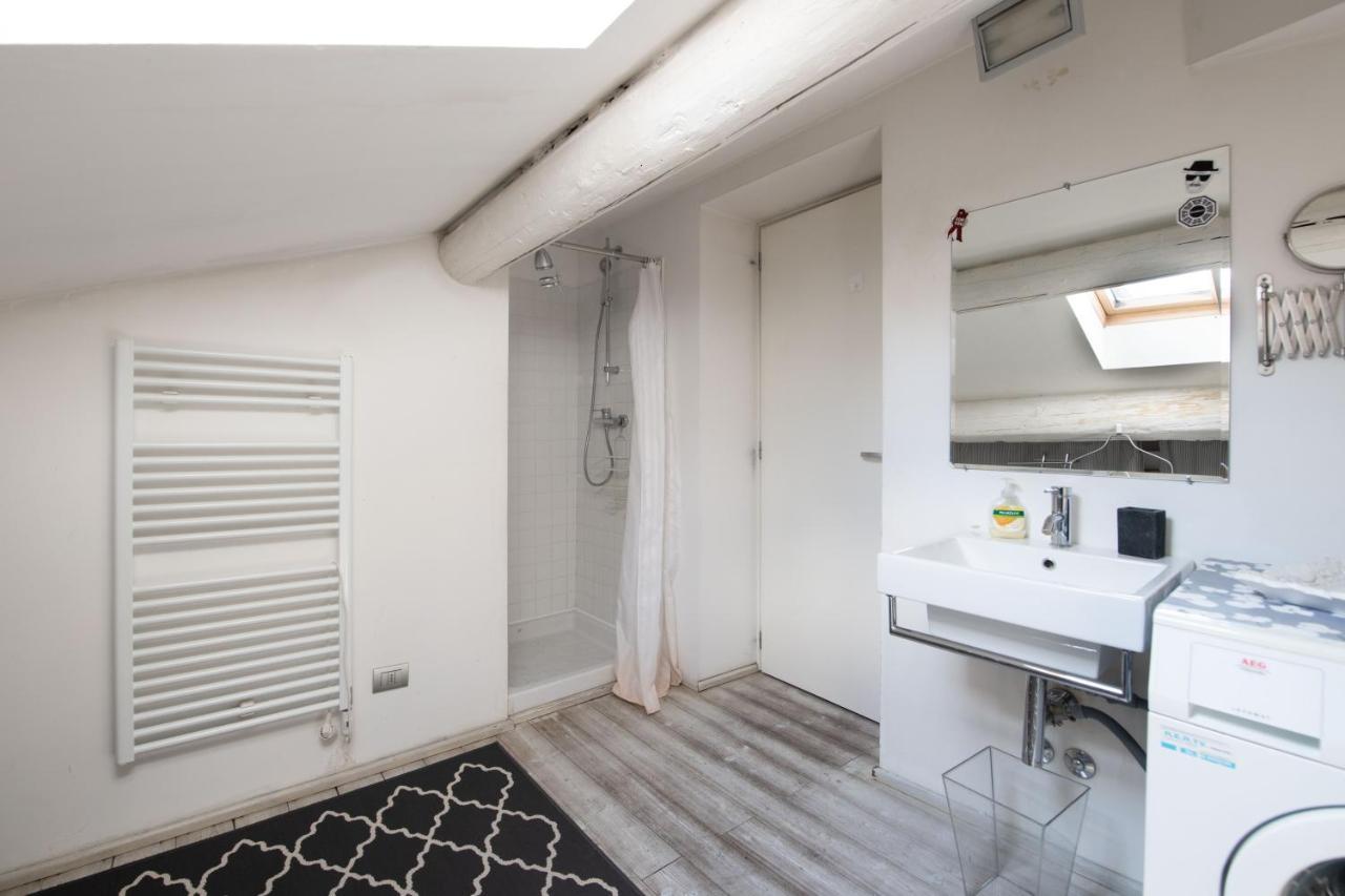 Stunning Top Floor Flat In The Heart Of فيرونا المظهر الخارجي الصورة