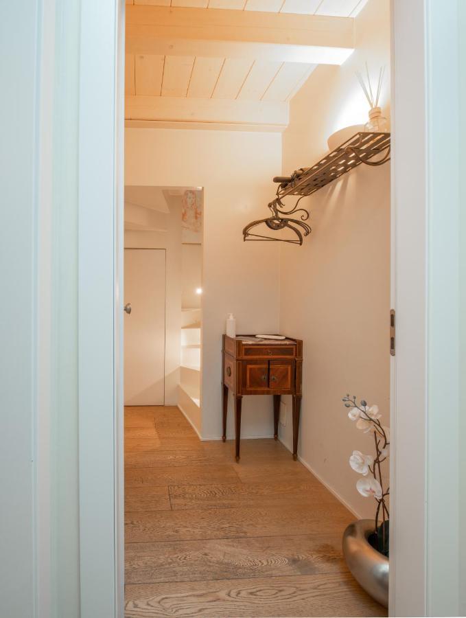 Stunning Top Floor Flat In The Heart Of فيرونا المظهر الخارجي الصورة